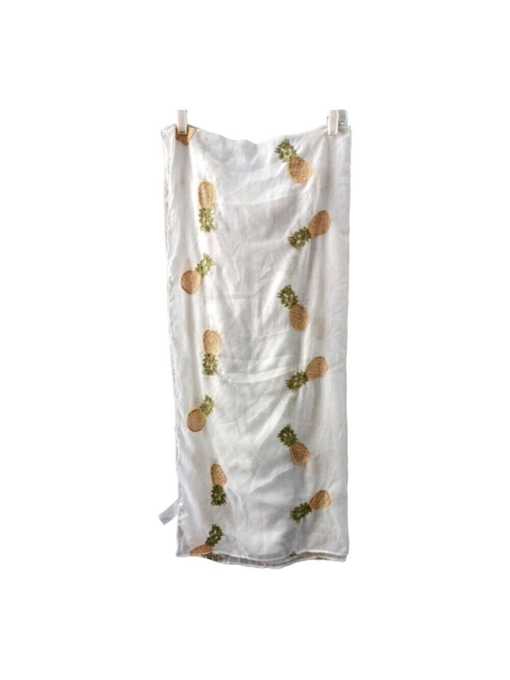 Ellen Tracy Embroidered Pineapple Shawl/Beach Sarong EUC